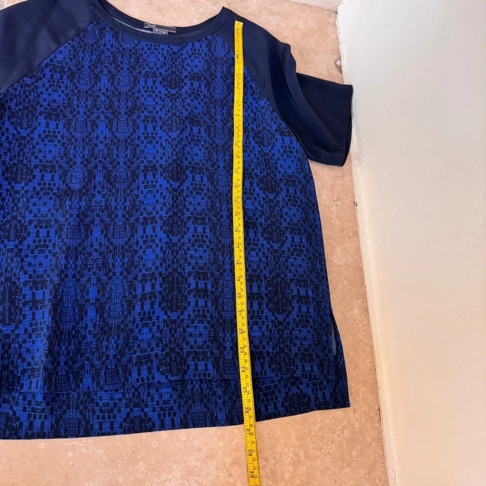 Vince Blue Geometric Print Round Neck Short Sleeve Silk Womens Size XS Pullover